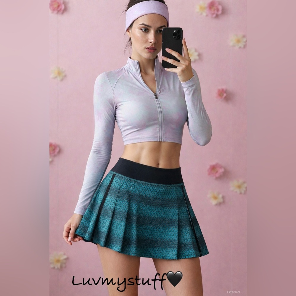 👗🖤RARE Lululemon Geo Peacock Black Pace Rival Skirt